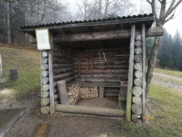 Mountain refuge Waldhütte Hornen in waldweg, bennwil, bezirk waldenburg, basilea-campiña, 4431, suiza