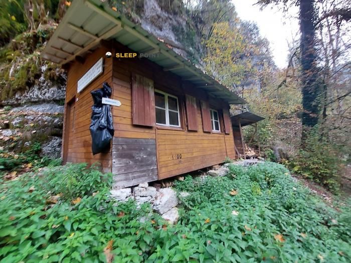 Refugio de montaña Abri des pêcheurs en abri des pêcheurs, sentier des graviers, le sapelot, grand'combe-des-bois, pontarlier, doubs, borgoña-franco condado, francia metropolitana, 25210, francia