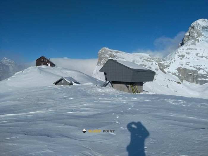 Mountain refuge A PreZasavska koča nhodavcih in zasavska koča na prehodavcih, 89, pot mire marko debelakove, prehodavci, bovec, 5232, eslovenia