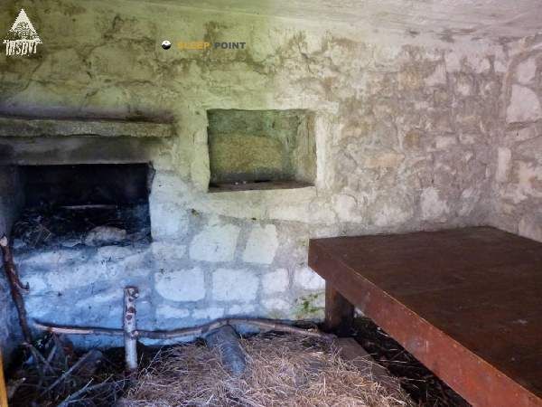Refugio de montaña Cabane d'Estarous en cabane d estarous, route de gavarnie, sia, luz-saint-sauveur, argelès-gazost, altos pirineos, occitania, francia metropolitana, 65120, francia