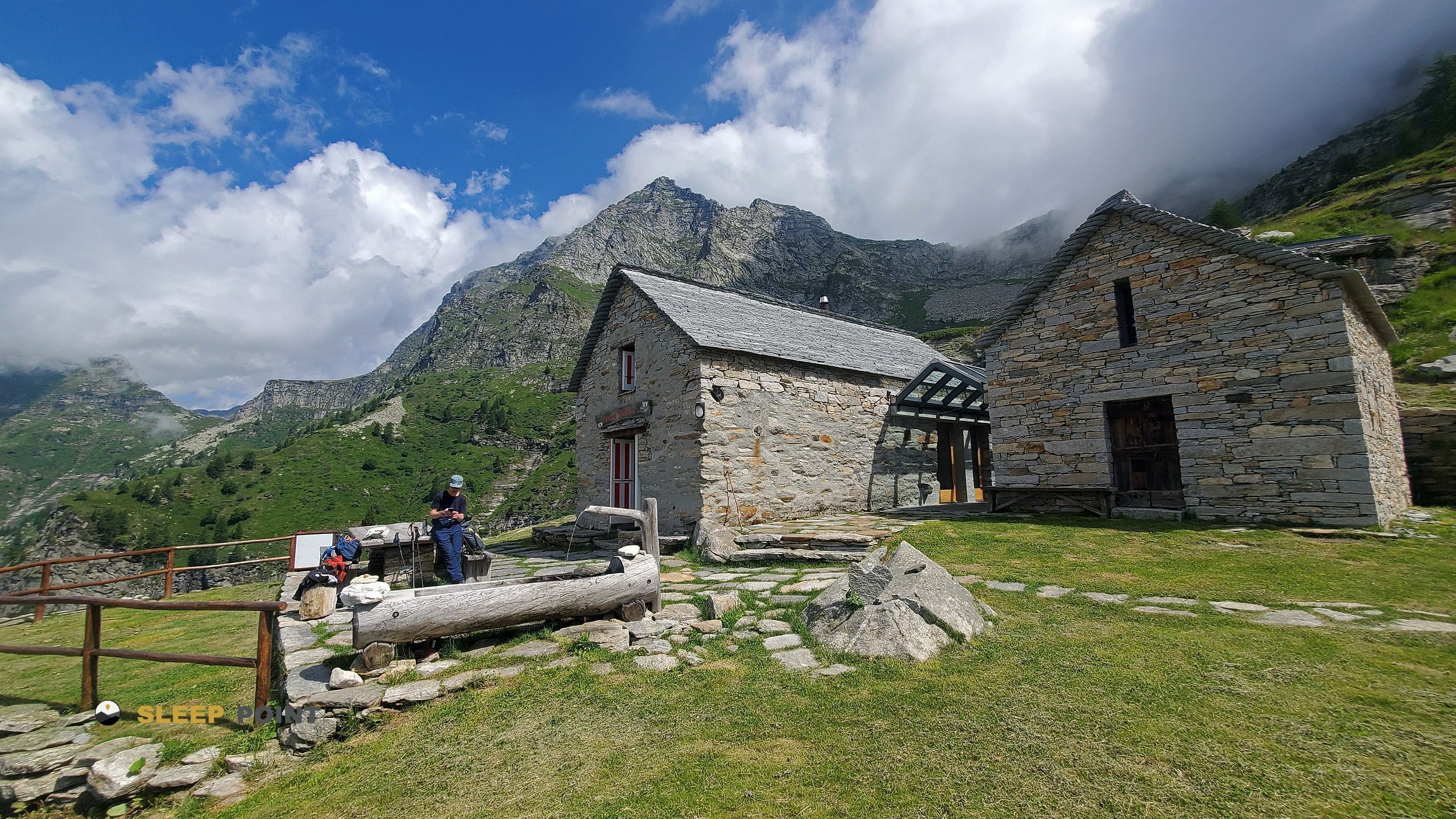 Refugio de montaña Capanna Cognóra en capanna cognóra, strada de vegornèss, sonogno, verzasca, circolo della verzasca, distretto di locarno, tesino, 6637, suiza
