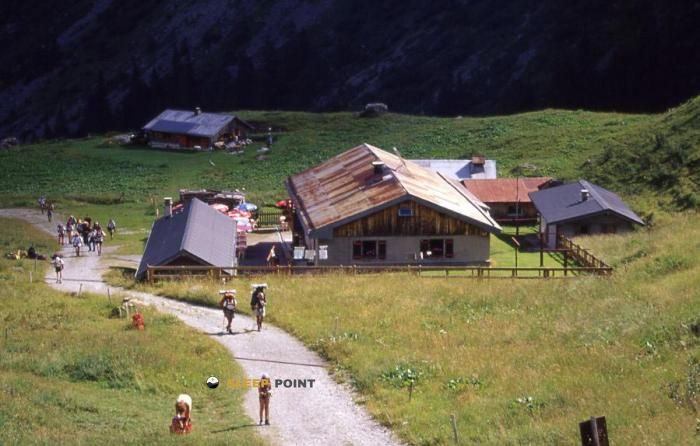 Refuge de montagne Refuge de la Balme dans refuge de la balme, ancienne route nationale 202, les contamines-montjoie, bonneville, alta saboya, auvergne-rhône-alpes, francia metropolitana, 74170, francia