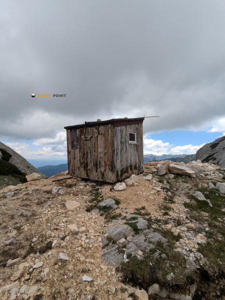 Refugio de montaña Cabane de Kazan en з.Казана, към пещерата, Банско, Благоевград, bulgaria